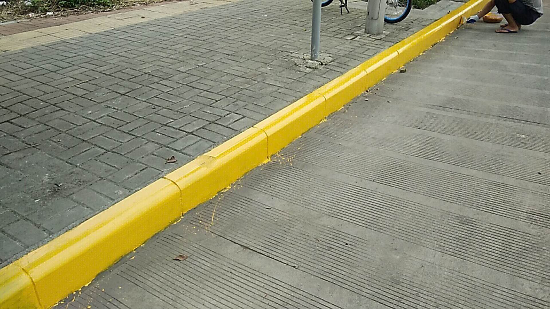 公路反光漆價(jià)格