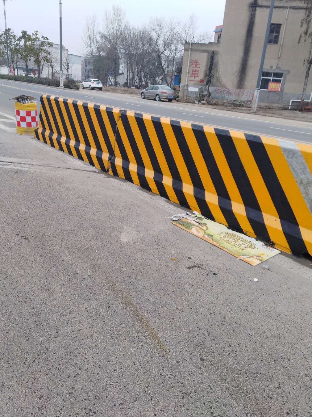 道路防護反光漆