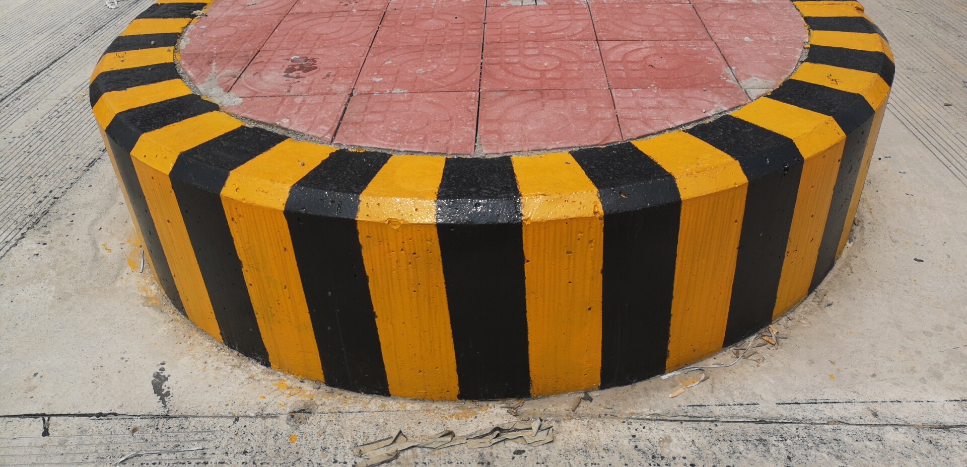 道路路沿反光漆